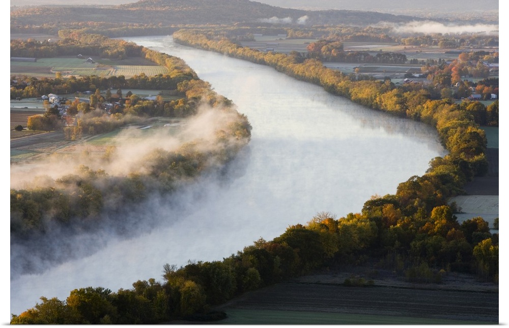 The Connecticut River at dawn as seen from South Sugarloaf Mountain in the Sugarloaf Mountain State Reservation in Deerfie...