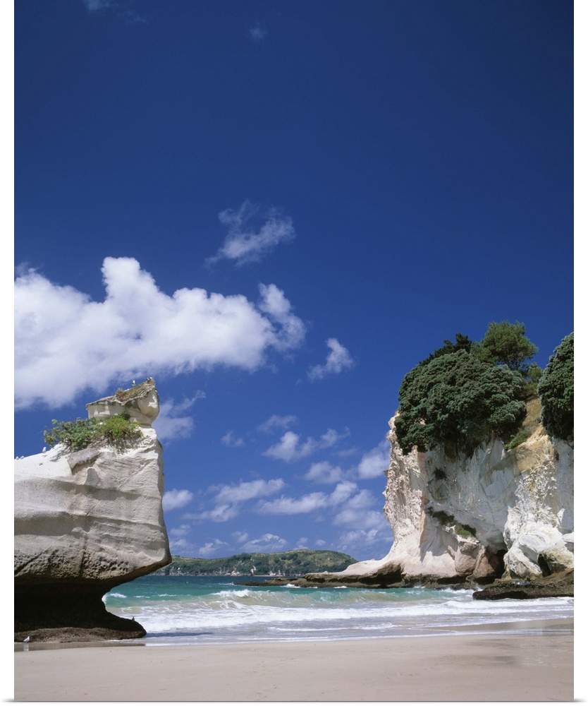 The sand beach at Catherdral Cove on the Coromandel Peninsula of the North Island of New Zealand