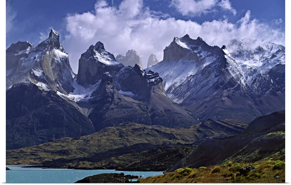 Torres Del Paine National Park, Cuernos Del Paine, Patagonian Andes, Chile.
