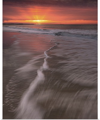 USA, New Jersey, Cape May National Seashore, Sunrise On Shoreline