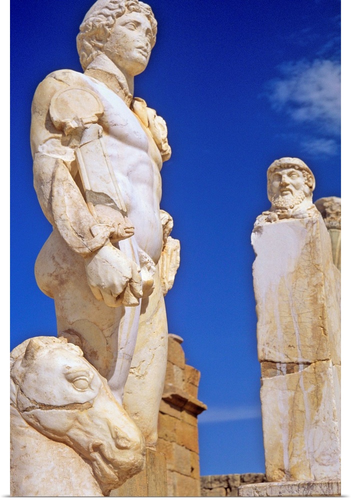Libya, Libiya, Tripolitania, Leptis Magna, statue of the theatre