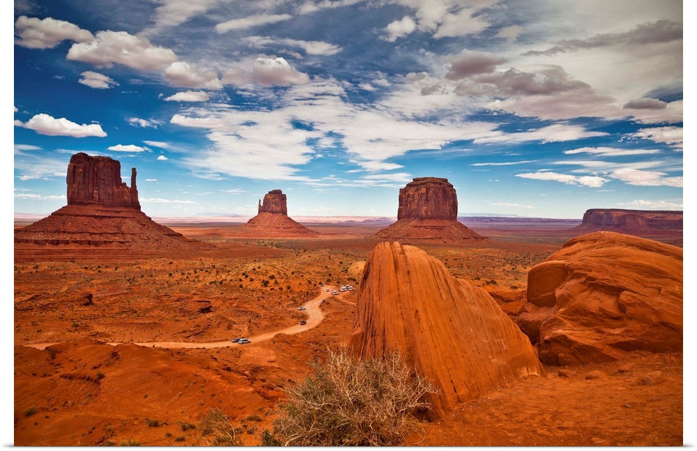 USA, Arizona, Monument Valley Tribal Park, Monument Valley, Navajo Nation sandstone mesas and buttes.