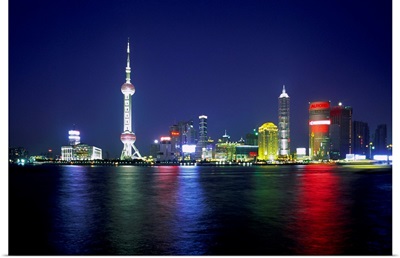 Asia, China, Shanghai, Pudong area on Huangpu river