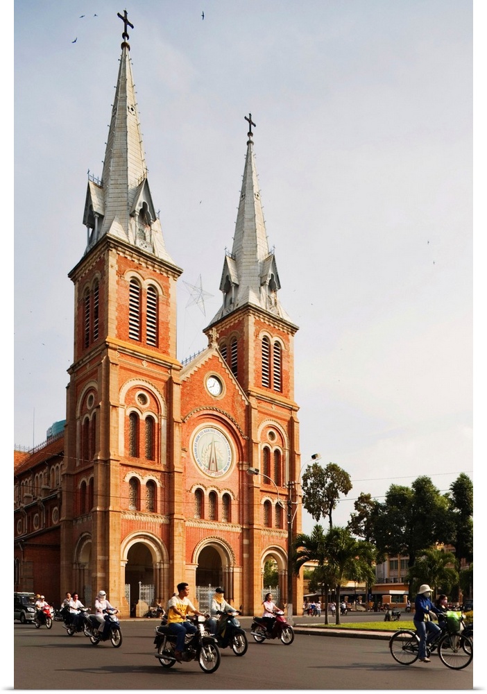 Vietnam, Thanh Pho-Ho Chi Minh, Ho Chi Minh City, Notre Dame Cathedral