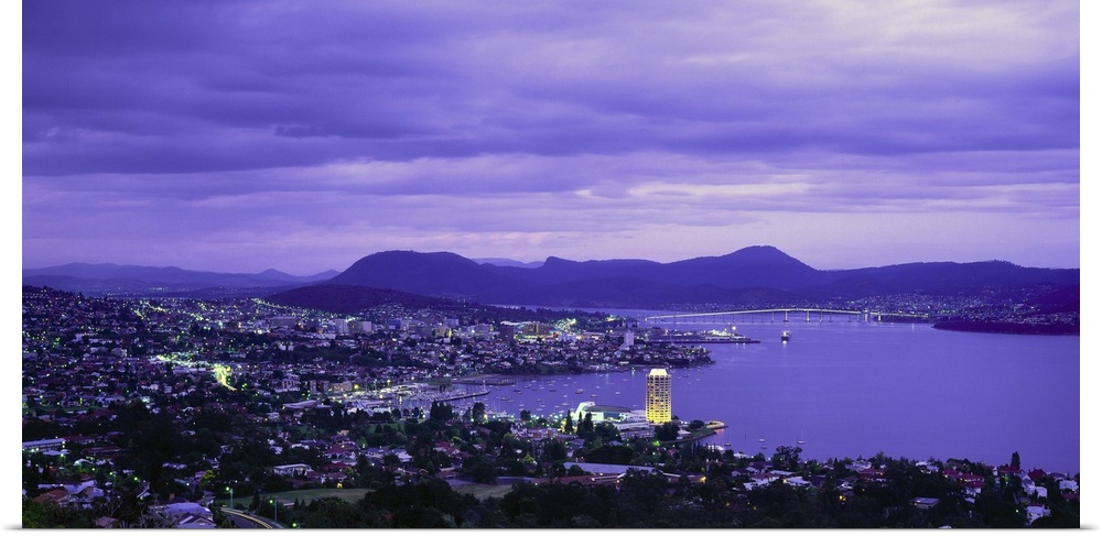 Australia, Tasmania, Hobart, View of the town
