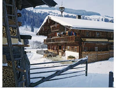 Austria, Tyrol, Kitzbuhel, Alps, Central Europe, Typical farmhouse