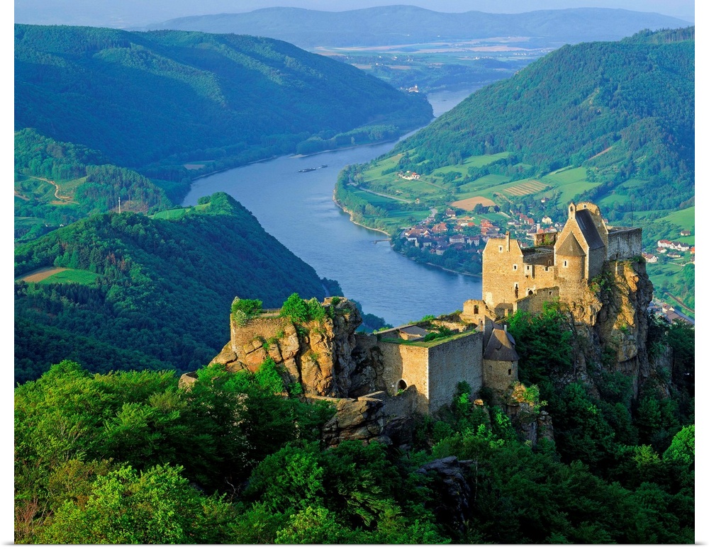 Austria, Wachau, Aggstein castle on Danube river