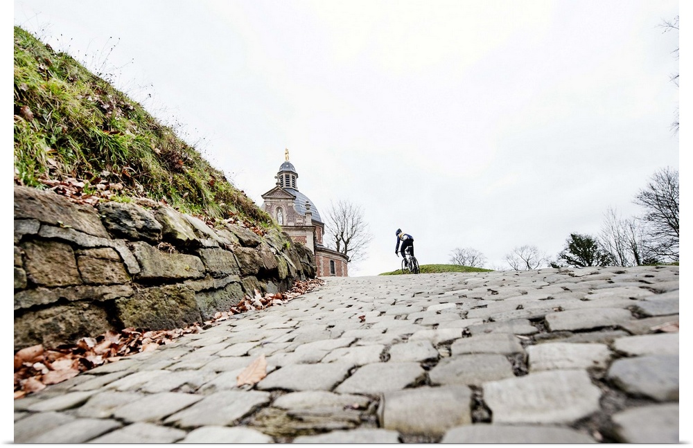 Belgium, Flanders, Benelux, Cycling up the Muur van Geraardsbergen, Chapel of Our Lady of Oudeberg in the background.