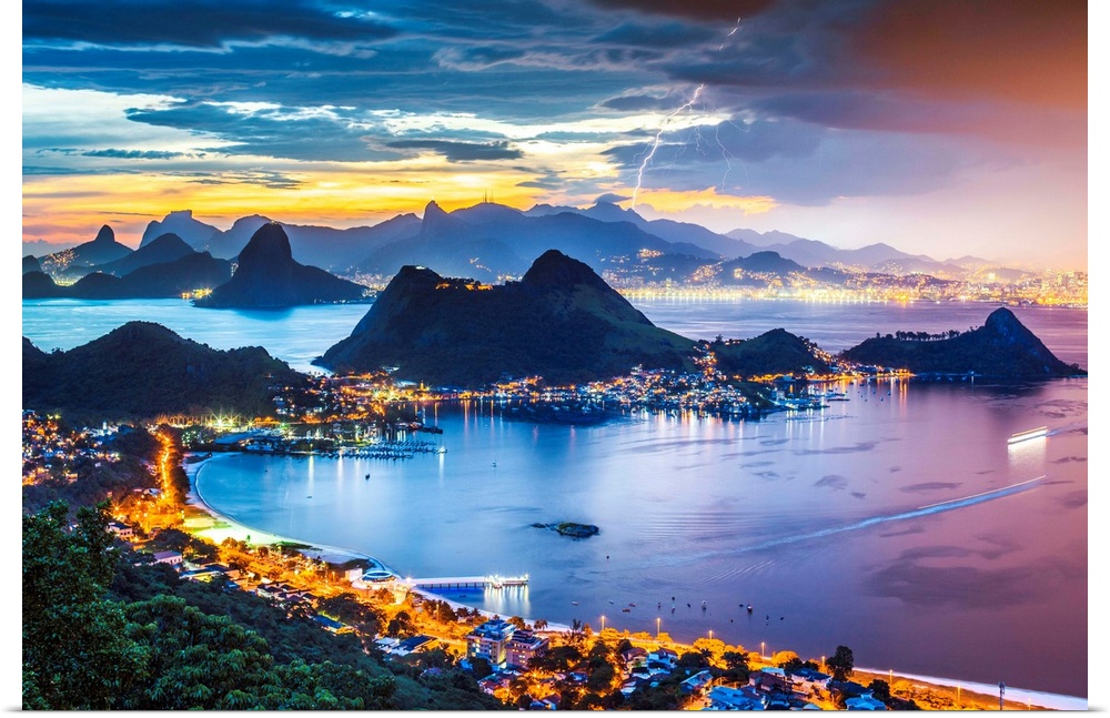 Brazil, Rio de Janeiro, Niteroi, View of Niteroi, Rio de Janeiro, Baia de Guanabara and Christ the Redeemer in the backgro...