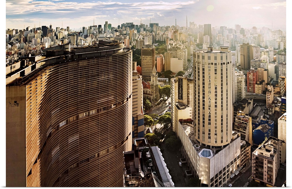Brazil, S..o Paulo, San Paulo, Edif..cio Copan (Copan Building) by Oscar Niemeyer