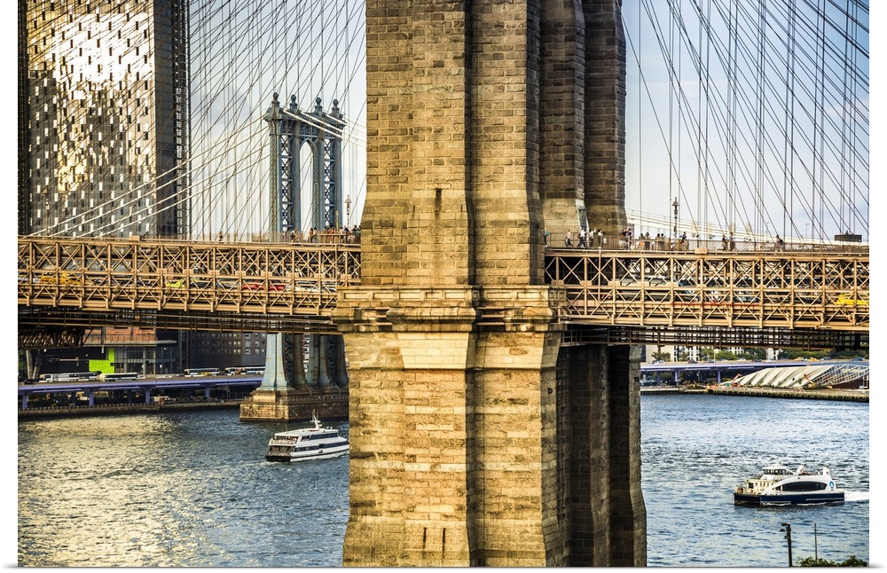 USA, New York City, Brooklyn, Detail of Brooklyn Bridge and Manhattan Bridge in background