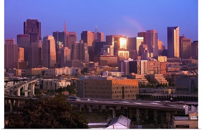 California, San Francisco, Skyline at dawn