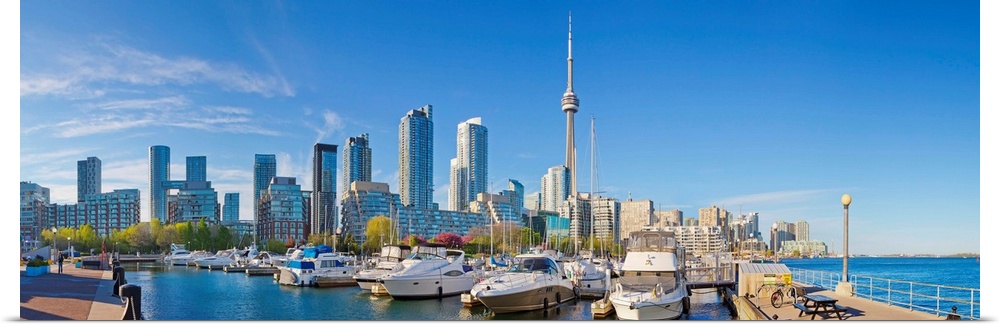 Canada, Ontario, Toronto, Marina Quay West and CN Tower.