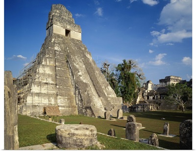 Central America, Guatemala, Tikal, Temple of the Grand Jaguar on the Great Plaza