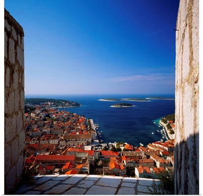 Croatia, Dalmatia, Hvar, view of the town