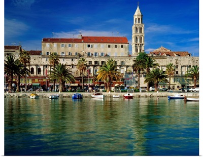 Croatia, Dalmatia, Split, Palace of Diocletian from the sea