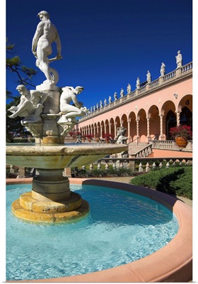 Florida, Courtyard of the Ringling Museum of Art