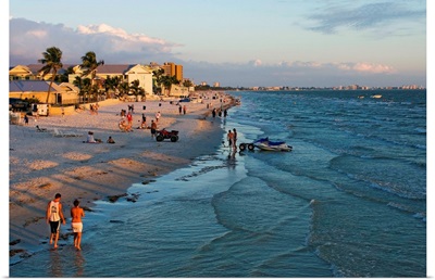 Florida, Fort Myers beach, The beach at sunset