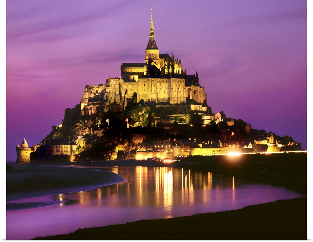 France, Basse-Normandie, Mont Saint Michel, Night View