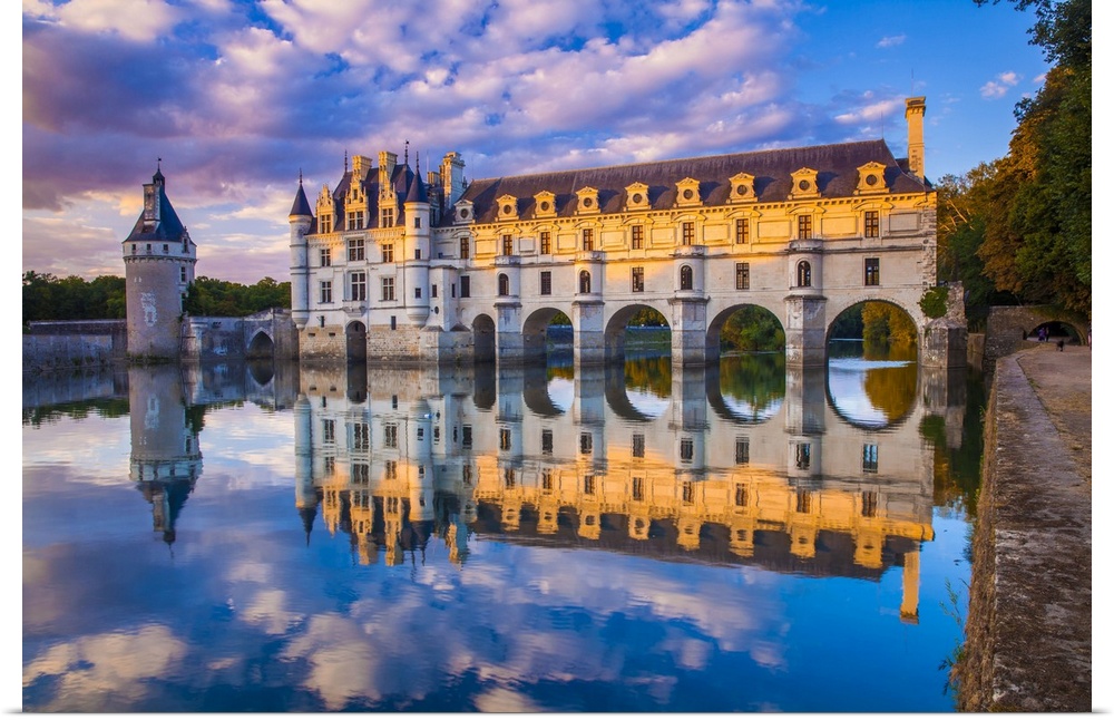 France, Centre, Loire Valley, Indre-et-Loire, Chenonceaux, Cher river and Castle