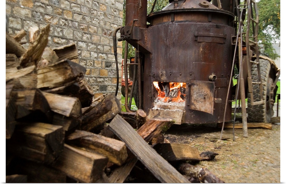 France, Normandy, Normandie, Making of Calvados, the distillation