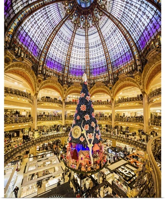 France, Paris, The famous department store decorated for Christmas