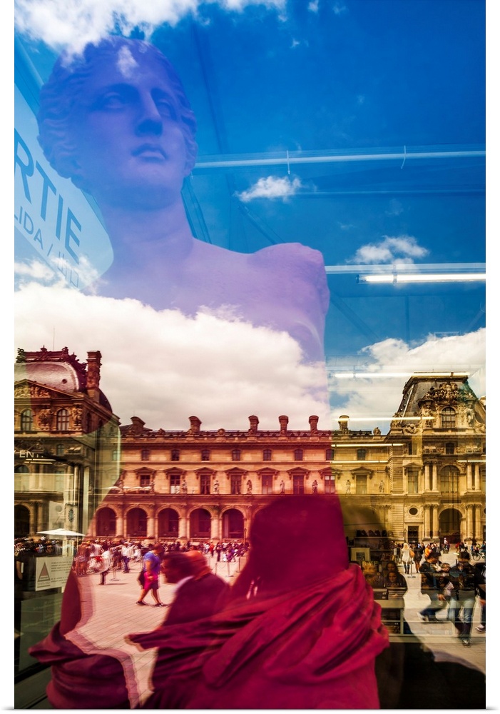 France, Paris, The Louvre, Venus of Milo replica souvenir for tourist and the Louvre.