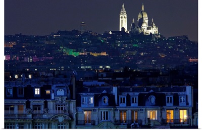 France, Paris, View over Paris and the Sacre Coeur from the Hilton Hotel