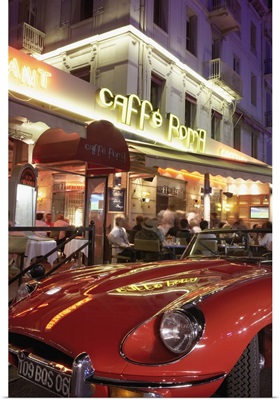France, Provence-Alpes-Cote d'Azur, Sports car outside bar on Croisette Boulevard