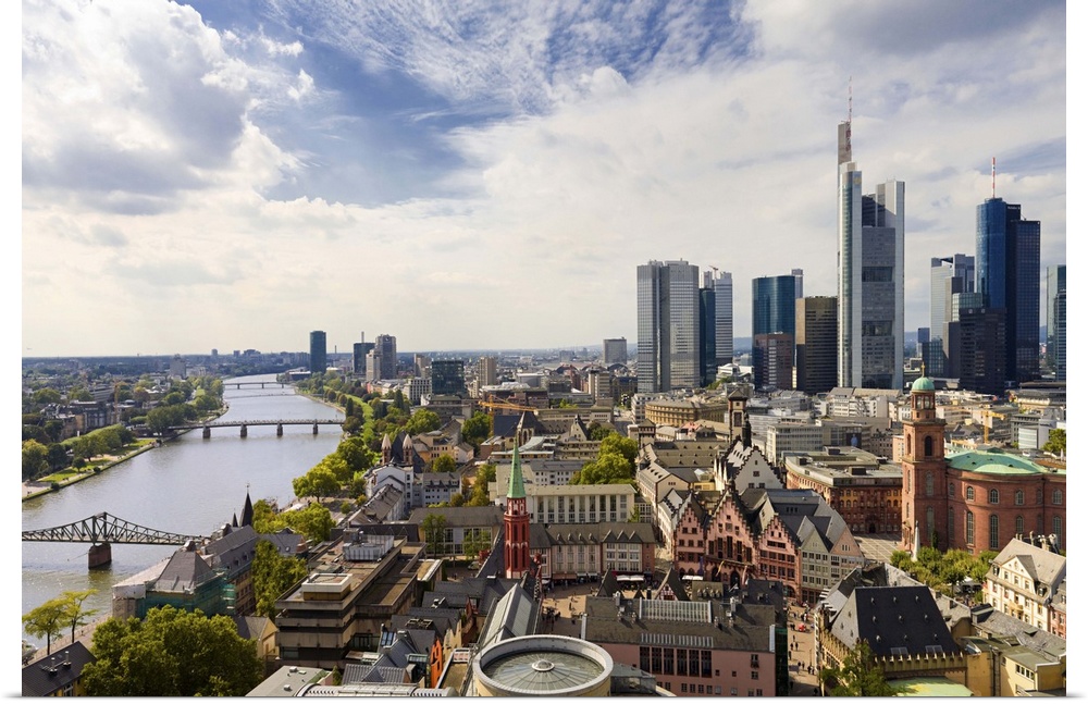 Germany, Hessen, Frankfurt am Main, View of the city with Main river, R..merhof, Paulskirche and Financial District
