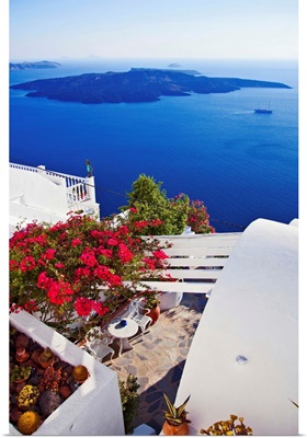 Greece, Santorini island, View towards the Caldera and Kameni Island