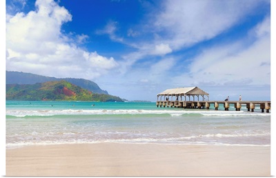 Hawaii, Tropics, Kauai island, Hanalei Bay and Pier