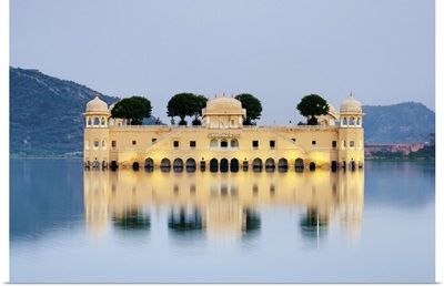 India, Rajasthan, Jaipur, Jal Mahal at Man Sager Lake