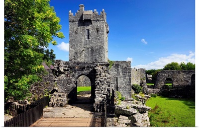 Ireland, Galway, Connemara, Aughanure Castle