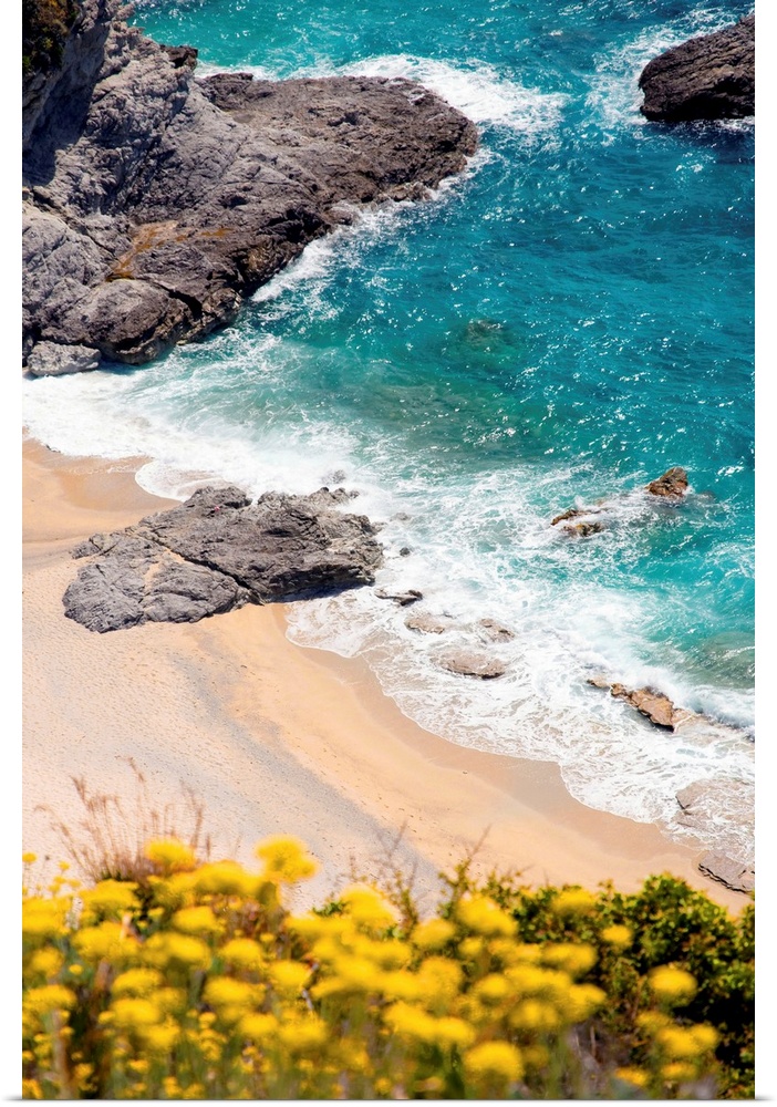 Italy, Calabria, Mediterranean sea, Vibo Valentia district, Capo Vaticano, White sand beach just 30 km west of Tropea village