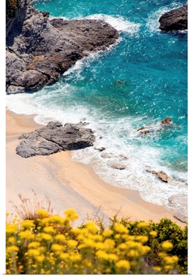 Italy, Calabria, Capo Vaticano, White sand beach near Tropea village