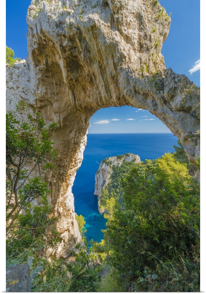 Italy, Campania, Napoli district, Capri, Anacapri, Mediterranean sea, Tyrrhenian sea, Tyrrhenian coast, The Arco Naturale ...