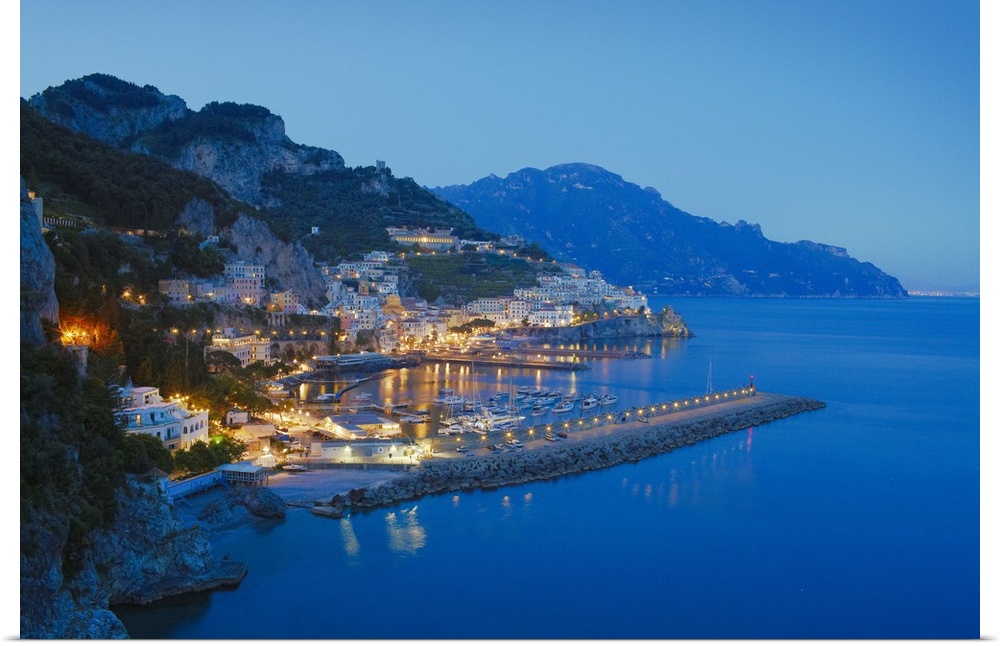 Italy, Campania, Salerno district, Amalfi Coast, Mediterranean sea, Tyrrhenian sea, Tyrrhenian coast, Peninsula of Sorrent...