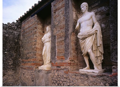 Italy, Campania, Pompeii, Excavations of Pompeii, roman statue