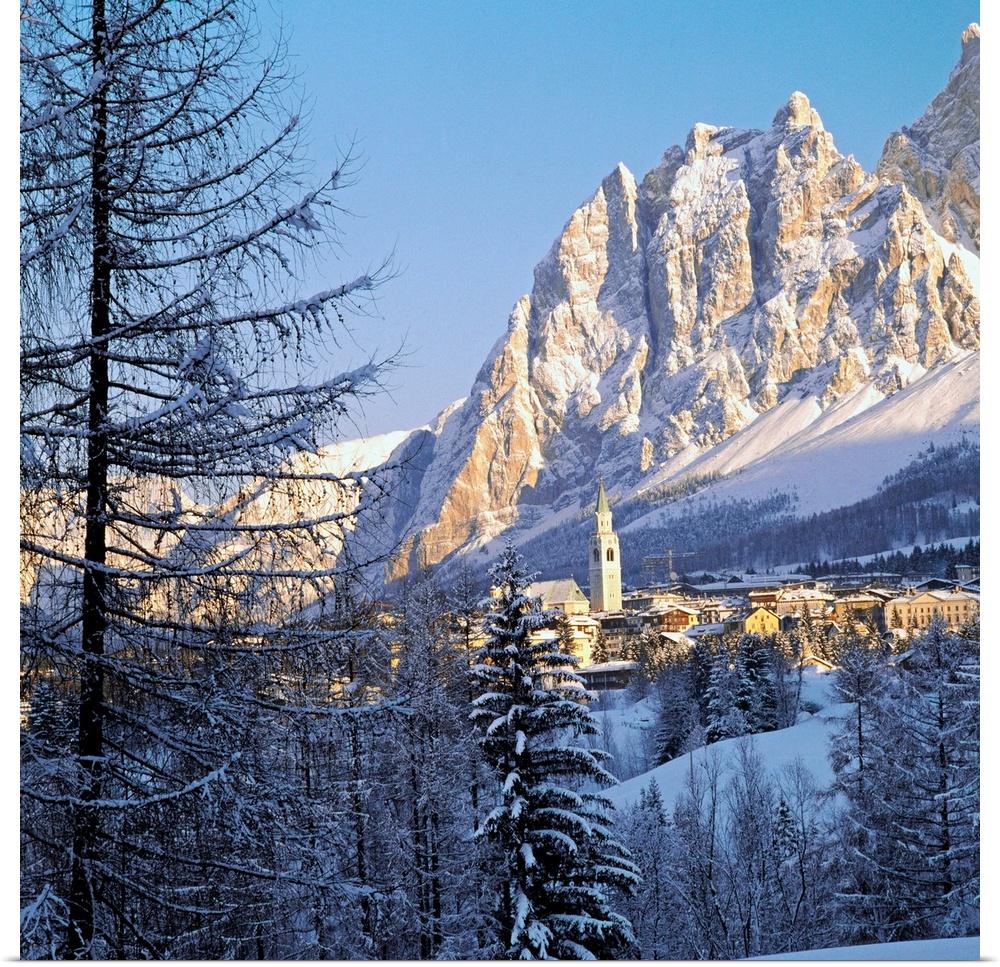Italy, Italia, Veneto, Dolomites, Dolomiti, Cortina d'Ampezzo, Panorama towards Pomagagnon group