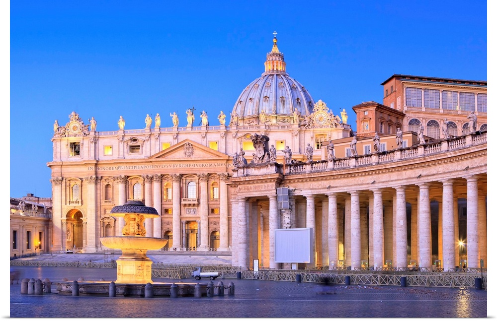 Italy, Latium, Vatican City, Rome, St Peter's Square, St Peter's Basilica