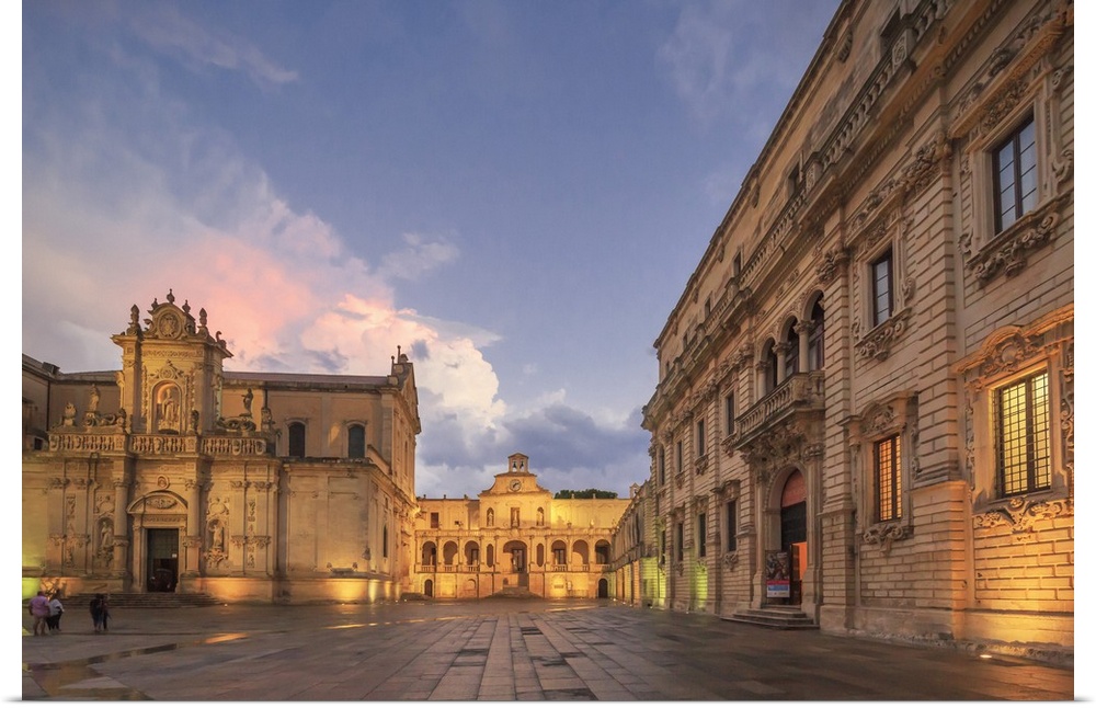 Italy, Apulia, Lecce district, Salentine Peninsula, Salento, Lecce, Duomo Square with Santa Maria Assunta Cathedral and Ar...