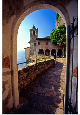 Italy, Lombardy, Lake Maggiore, Santa Caterina del Sasso hermitage