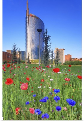 Italy, Lombardy, Milan, Porta Nuova, Flowers And The Unicredit Tower At Dawn