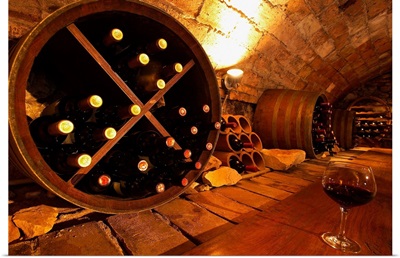 Italy, Marche, Monte Conero, Poggio village, Osteria del Poggio, wine cellar
