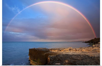 Italy, Sicily, Costa Saracena, Augusta, Rainbow over the sea at sunset