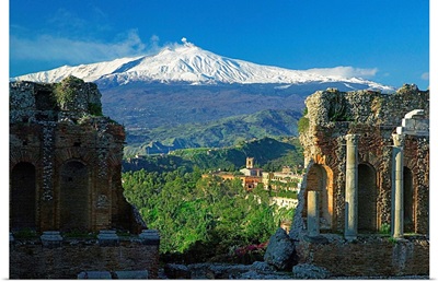 Italy, Sicily, Ionian Coast, Taormina, Greek theatre and Mount Etna in background