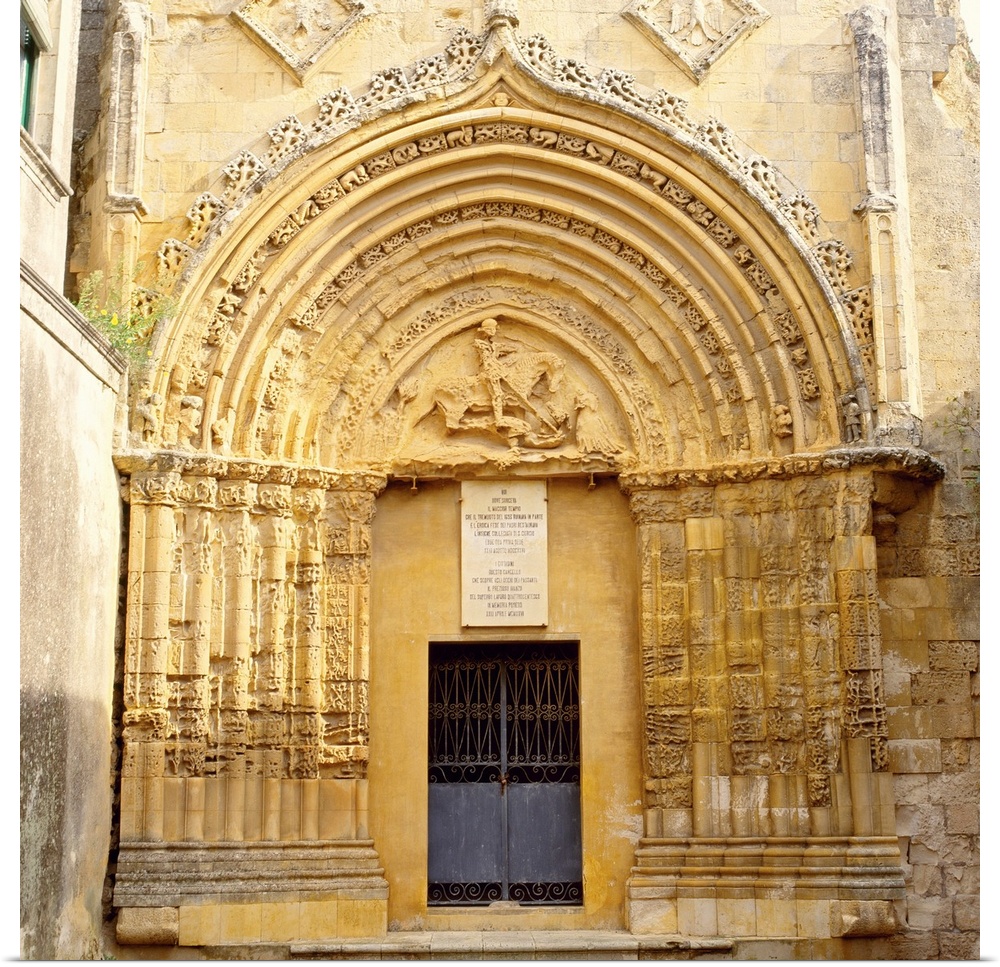Italy, Sicily, Ragusa, Val di Noto, Ragusa Ibla, portal of San Giorgio