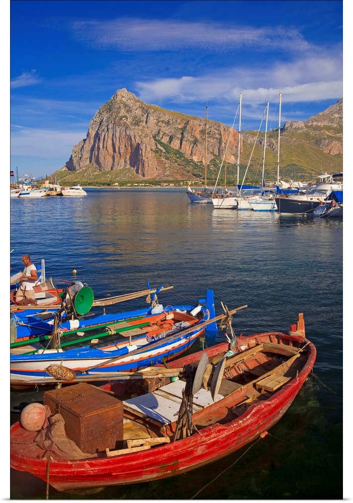 Italy, Sicily, Riserva Naturale dello Zingaro, San Vito Lo Capo, Harbour