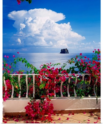Italy, Sicily, Stromboli island, view towards Strombolicchio islet